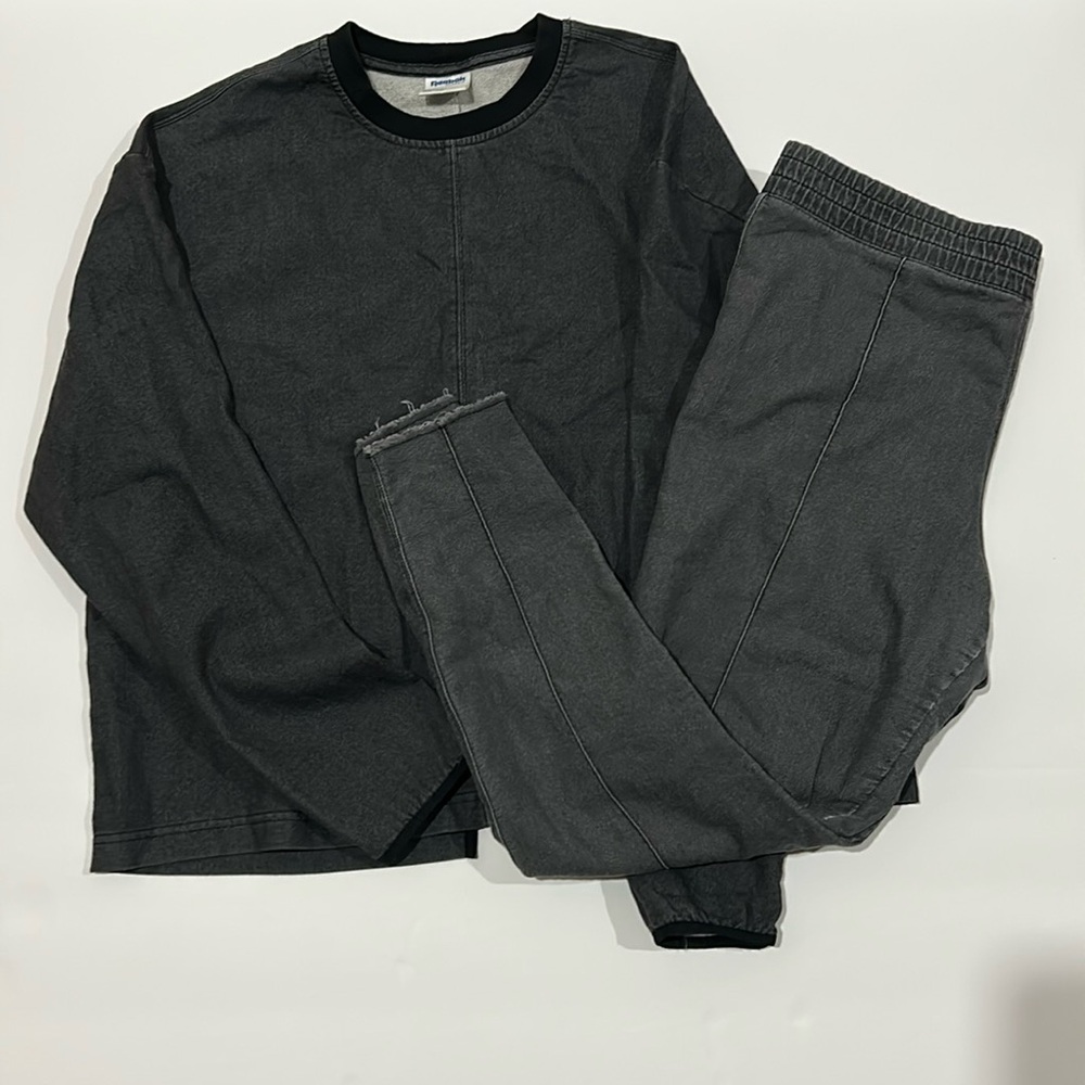 Reebok Women’s Large Gray Grey and Black Sweater and Pants Set Crewneck